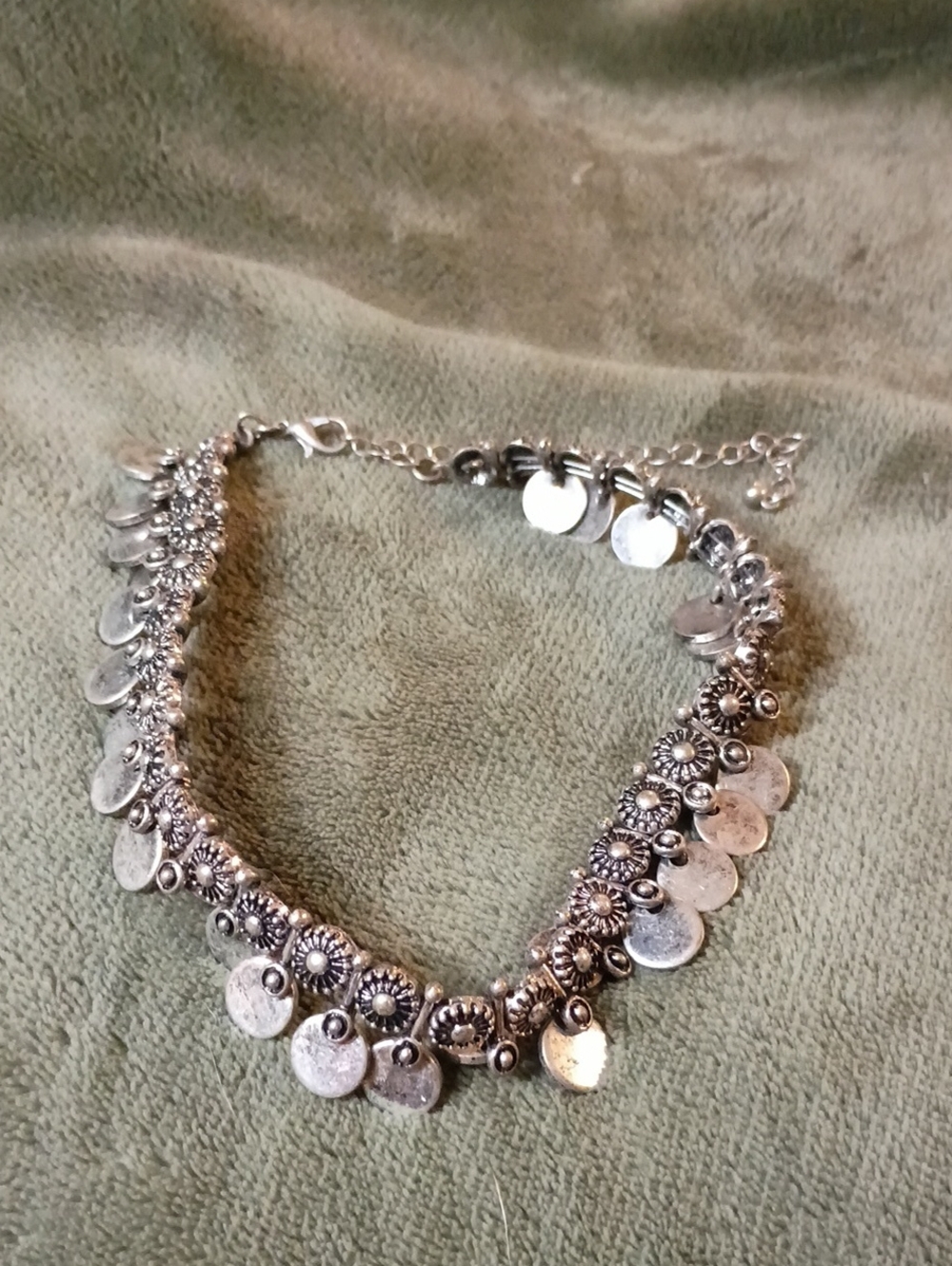 Silver-Tone Charm Choker Necklace - Women Jewelry Vintage